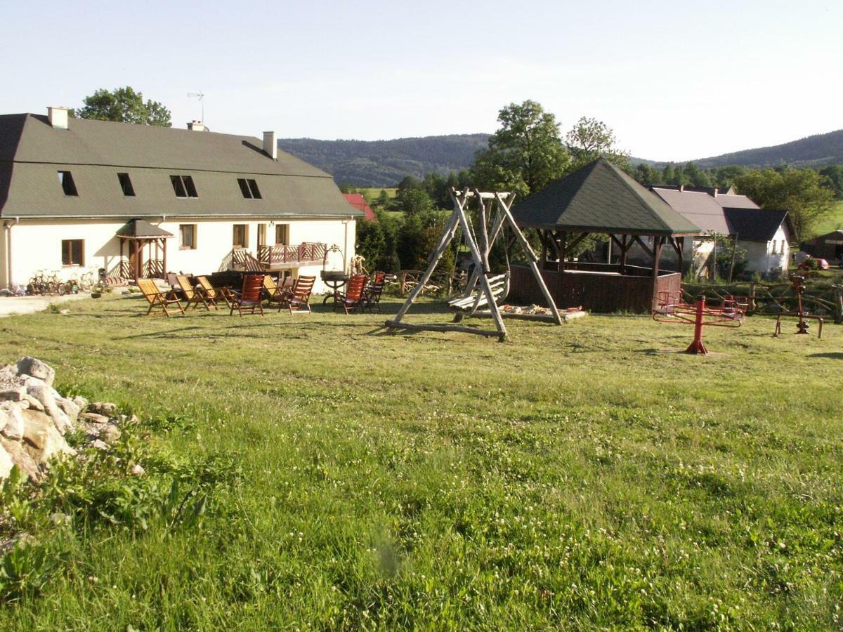 Agroturystyka Leszczynowy Dworek Ponikwa  Екстериор снимка